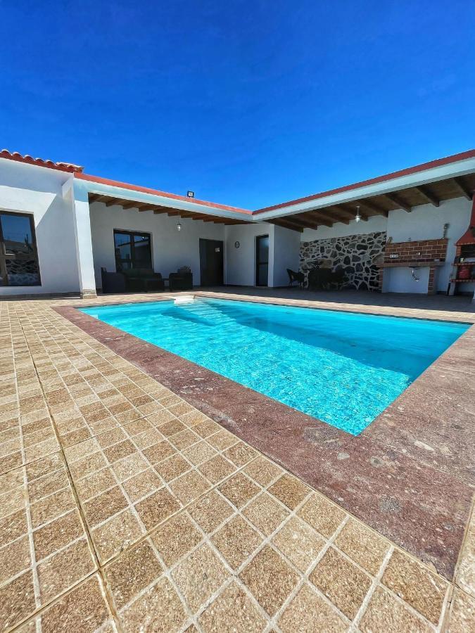 Villa Samara Teguitar ภายนอก รูปภาพ